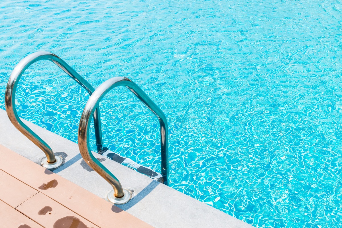 Sicurezza in piscina e al mare: le regole fondamentali per tutelare i  bambini 